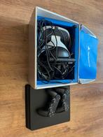 PS4 Slim 1TB met twee controllers en PS VR headset., Met 2 controllers, Ophalen of Verzenden, Zo goed als nieuw, 1 TB