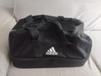 Big Adidas bag/tas, Ophalen of Verzenden, Zo goed als nieuw, Unisex volwassen