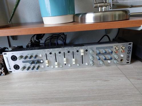 OMNITRONIC EM-550 Entertainment mixer., Audio, Tv en Foto, Professionele Audio-, Tv- en Video-apparatuur, Zo goed als nieuw, Audio