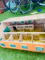 Paardenstallen sclhleichmet 7 stallen, Ophalen, Gebruikt, Poppenhuis