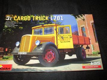 H-115,MINIART 1-35,NO,38082,3t Cargo Truck L701 beschikbaar voor biedingen