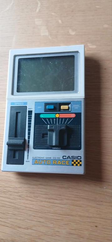 vintage jaren 80 casio auto race CG 105 beschikbaar voor biedingen