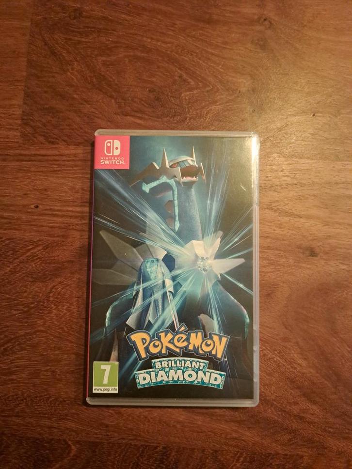Pokemon Brilliant Diamond - Nintendo Switch, Spelcomputers en Games, Games | Nintendo Switch, Zo goed als nieuw, Role Playing Game (Rpg)