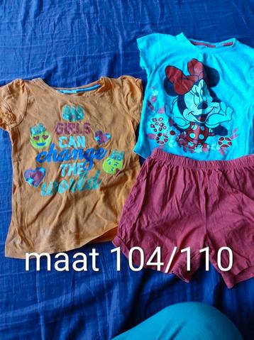 Kleding maar (104)/110/116 beschikbaar voor biedingen