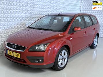 Ford Focus Wagon 1.6-16V Futura Airco Cruise Navigatie PDC T beschikbaar voor biedingen