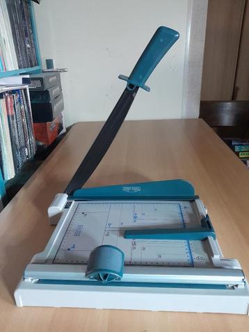 Grote United Office 2 in 1 Papier Snijmachine model KH 4436  beschikbaar voor biedingen