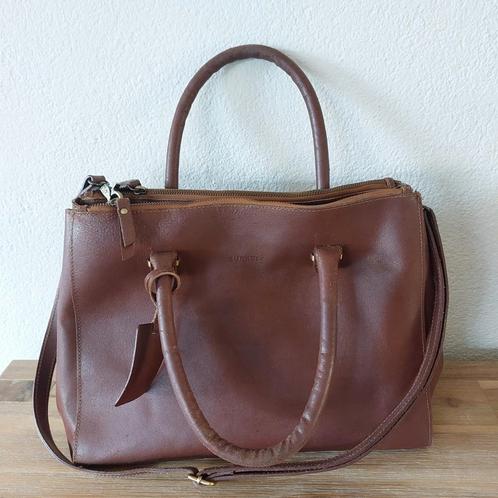 Burkely Schoudertas in nieuwstaat, Sieraden, Tassen en Uiterlijk, Tassen | Schoudertassen, Zo goed als nieuw, Overige merken, Bruin