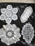 vintage handmade gehaakte kleedjes, Ophalen of Verzenden