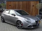 Alfa Romeo Giulietta 1.7 TBi 241PK / 2014 / Carbon / LED / *, Auto's, Alfa Romeo, Automaat, 65 €/maand, Gebruikt, 4 cilinders