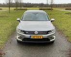 VW Passat GTE, Nieuwe hybride-accu/Mechatronic/APK, Auto's, Volkswagen, Origineel Nederlands, Te koop, Zilver of Grijs, 5 stoelen