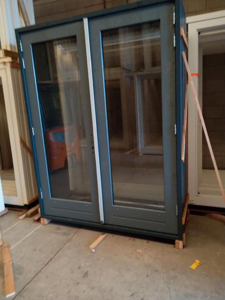 Kozijn met dubbele tuindeuren, Doe-het-zelf en Verbouw, Deuren en Horren, Nieuw, Buitendeur, 200 tot 215 cm, 120 cm of meer, Glas