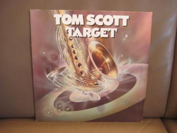 Tom Scott – Target beschikbaar voor biedingen