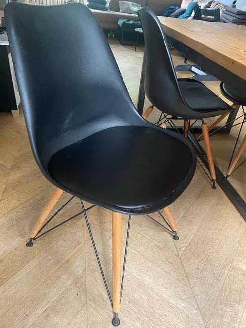Industriële zwarte stoelen, Huis en Inrichting, Tafels | Eettafels, Gebruikt, 50 tot 100 cm, Vier personen, Rechthoekig, Overige houtsoorten