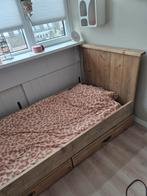 Steigerhouten 1 persoons bed, 85 tot 100 cm, Ophalen of Verzenden, Zo goed als nieuw, Matras