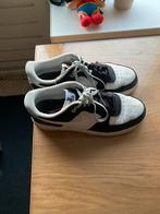 Nike Air Force 1 - Maat 45,5, Kleding | Heren, Schoenen, Ophalen of Verzenden, Gedragen, Zwart, Sneakers of Gympen