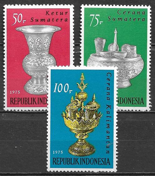Indonesie 1975 Indonesische kunst en cultuur aardewerk pfris, Postzegels en Munten, Postzegels | Azië, Postfris, Zuidoost-Azië