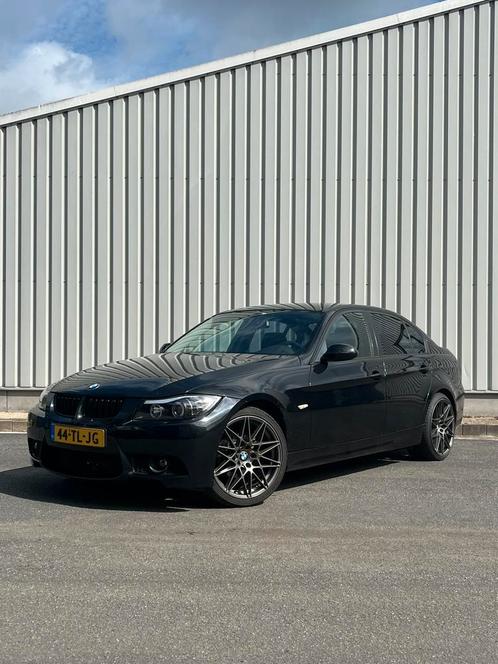 BMW 3-Serie 2.0 I 318 2006 Zwart, Auto's, BMW, Particulier, 3-Serie, Metallic lak, Parkeersensor, Benzine, B, Sedan, Handgeschakeld