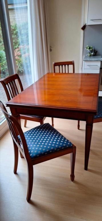 Exlusieve Heldense meubelset ( kijk álle foto's) Nieuwstaat! beschikbaar voor biedingen
