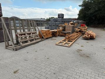 Brandhout, openhaard hout. beschikbaar voor biedingen