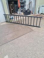 Spijlenhekwerk, Ophalen, IJzer