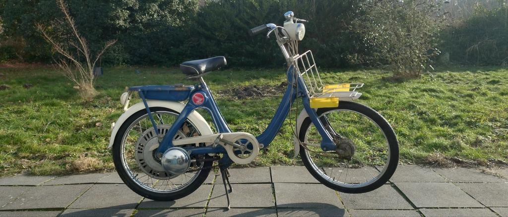Honda P50 -  met kenteken, Fietsen en Brommers, Brommeronderdelen | Snorfietsen, Gebruikt, Overige merken, Carburateur, Ophalen