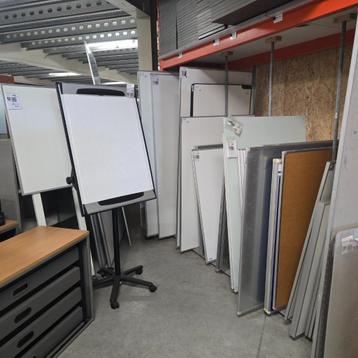 Presentatiebord | flipover | folderkast | whiteborden beschikbaar voor biedingen