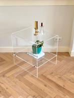 Vintage bijzettafel nachtkastje plexiglas acryl jaren 50/60, Huis en Inrichting, Kunststof, 55 tot 75 cm, Rechthoekig, Ophalen