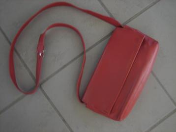 Zeer mooi leren design-schoudertasje MANDARINA DUCK snazzeys beschikbaar voor biedingen