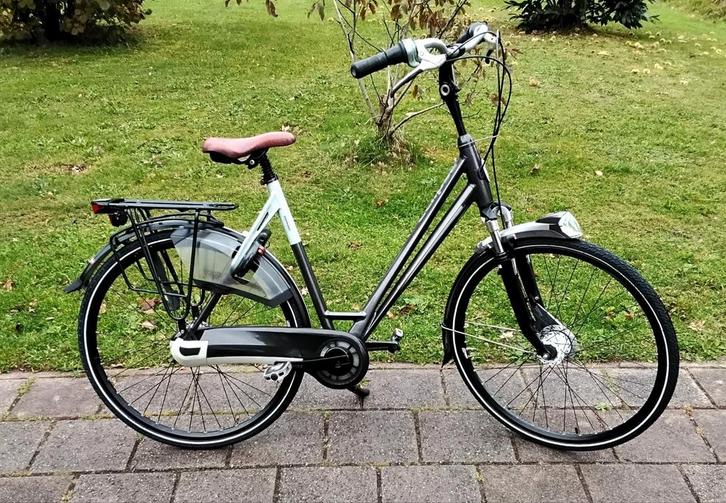 Netjes Gazelle Eclipse limited Edition Damesfiets 28-inch, Fietsen en Brommers, Fietsen | Dames | Damesfietsen, Zo goed als nieuw