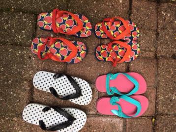 DIVERSE ZGAN teenslippers maten 22 t/m 27 €1,00 p.p. beschikbaar voor biedingen
