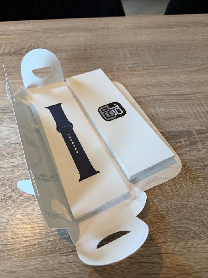 Apple Watch 10 42/46MM Zilver Cellular | nieuw, Sieraden, Tassen en Uiterlijk, Sporthorloges, Nieuw, Ophalen