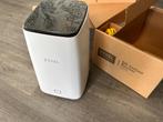 Zyxel 5G indoor MiFi-router FWA510 nieuw, Computers en Software, Routers en Modems, Ophalen of Verzenden, Nieuw, Router met modem