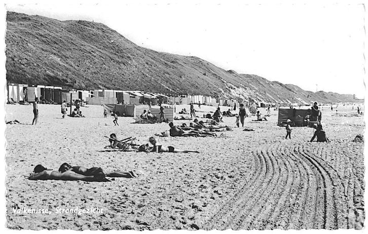 938268	Biggekerke	Zeeland	Jr 60 Valkenisse	Strand	Gelopen me, Verzamelen, Ansichtkaarten | Nederland, Gelopen, Zeeland, 1960 tot 1980