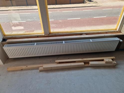 2 radiatoren van Delonghi zo goed als nieuw, Doe-het-zelf en Verbouw, Verwarming en Radiatoren, Zo goed als nieuw, Radiator, 800 watt of meer