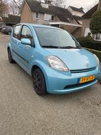 Daihatsu Sirion 2 APK tot okt 2026, Auto's, Voorwielaandrijving, Stof, Zwart, Blauw