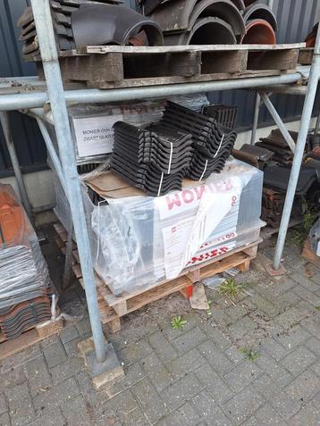 Monier Ovh 206 zwart glazura dakpannen  beschikbaar voor biedingen