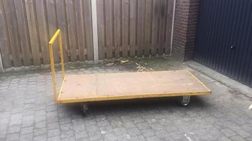 Stevige professionele transportwagen / duwwagen beschikbaar voor biedingen