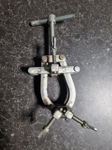 Weldtech Pijpenklem 1 tot 3 inch beschikbaar voor biedingen