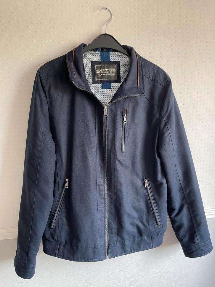 Thompson & Tyrrell, tussen jas, maat 54, Kleding | Heren, Jassen | Winter, Zo goed als nieuw, Maat 52/54 (L), Blauw, Ophalen of Verzenden