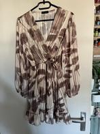 New Collection creme kleurig jurkje met bloemen one size, Maat 38/40 (M), Beige, Ophalen of Verzenden, Zo goed als nieuw