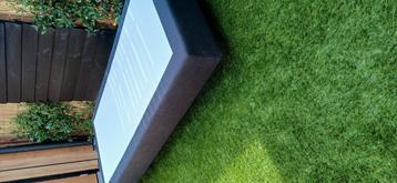 boxspring +gratis matras beschikbaar voor biedingen