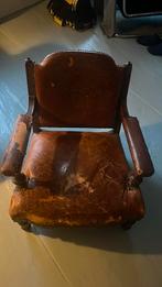 Leren vintage stoeltje op lage poot, Antiek en Kunst, Ophalen