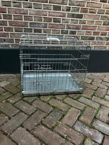 Hondenbench beschikbaar voor biedingen