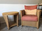 2 Lloyd loom stoelen met 2 tafeltjes, Overige materialen, Twee, Bruin, Zo goed als nieuw