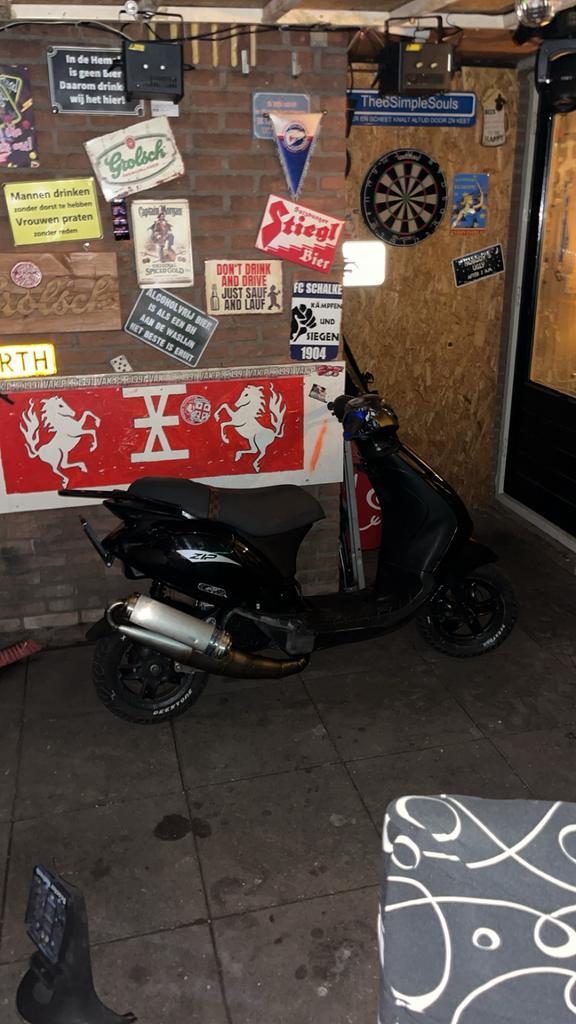 Piaggio Zip Malossi 172cc, Fietsen en Brommers, Scooters | Piaggio, Zo goed als nieuw, Zip, Benzine, Ophalen