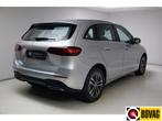 Mercedes-Benz B-Klasse 250 e Luxury Line | nw. model | Navig, Gebruikt, 4 cilinders, 1650 kg, Leder en Stof