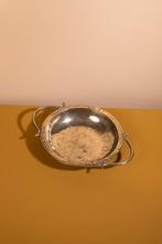 Mid century messing schaal met textuur en twee handvatten, Antiek en Kunst, Ophalen of Verzenden