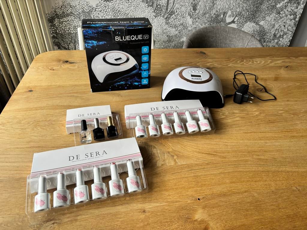 BlueQue nagellak lamp + De Sera nagellakgel, Wit, Ophalen of Verzenden, Zo goed als nieuw, Handen en Nagels