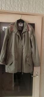 Prachtige Vera moda Parka, groen met mooie details., Maat 38/40 (M), Vero Moda, Ophalen of Verzenden, Zo goed als nieuw