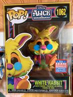 Funko Pop White Rabbit Alice in Wonderland neon Exclusive, Verzamelen, Ophalen of Verzenden, Zo goed als nieuw